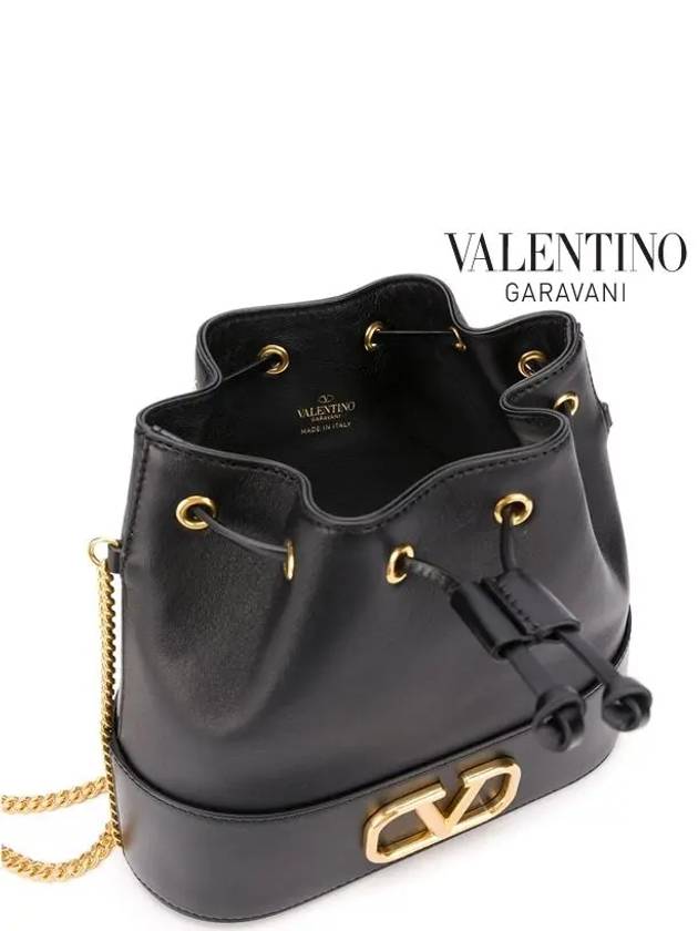 V Logo Signature Chain Napa Leather Bucket Bag Black - VALENTINO - BALAAN 6