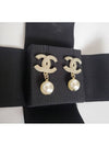 CC Metal Logo Pearl Earrings Gold - CHANEL - BALAAN 3