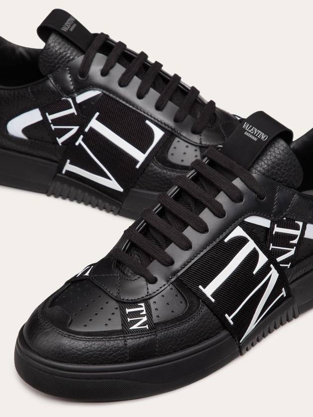 Valentino Garavani Sneakers Black - VALENTINO - BALAAN 5