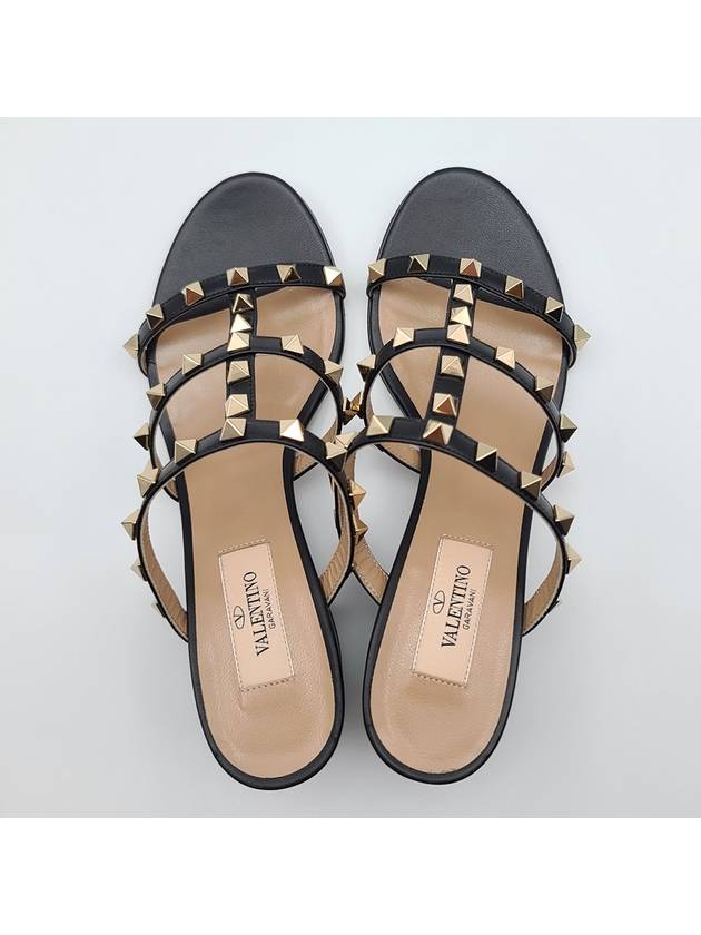 Rockstud Sandals Heel Black - VALENTINO - BALAAN.