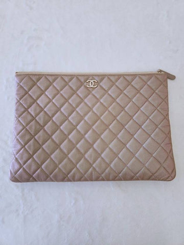 Women s Classic Caviar Clutch Pink Pearl Condition A - CHANEL - BALAAN 1