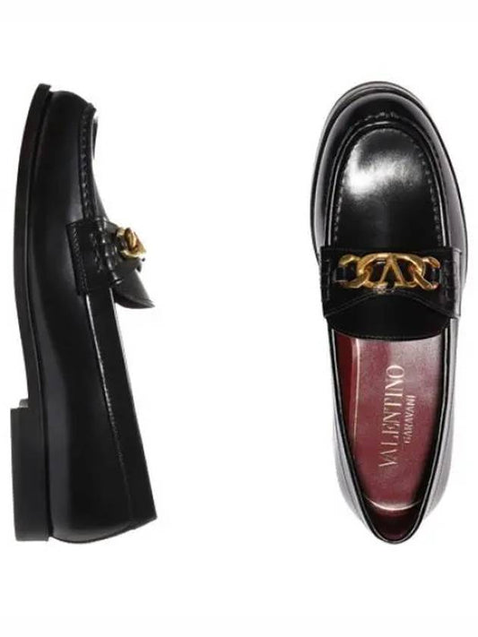 Logo Chain Leather Loafers Men - VALENTINO - BALAAN 1