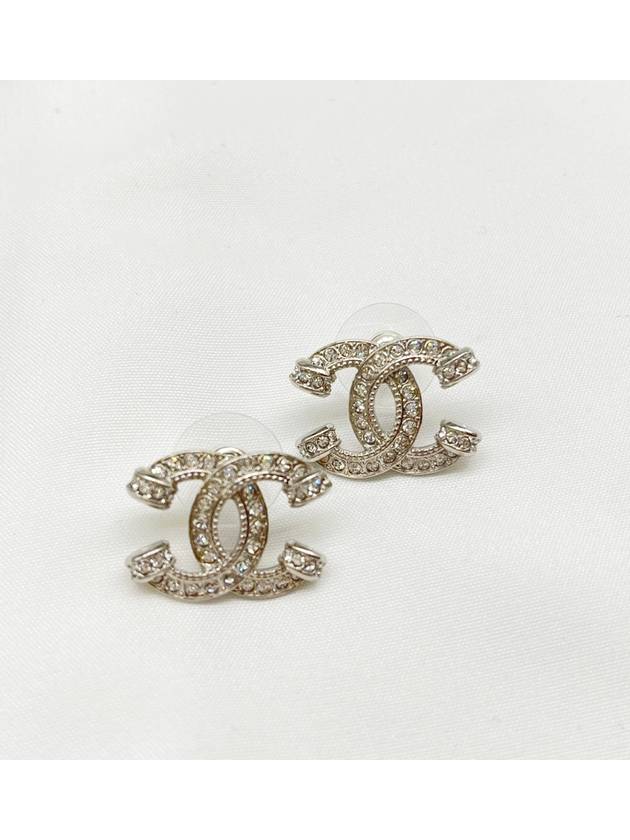 23P CC Logo Earrings Crystal Earrings Silver ABA322 - CHANEL - BALAAN 4