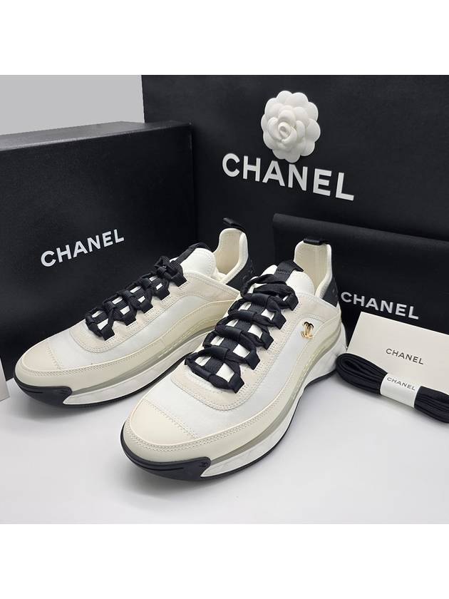 Mixed fiber sneakers white gold G35617 - CHANEL - BALAAN 1