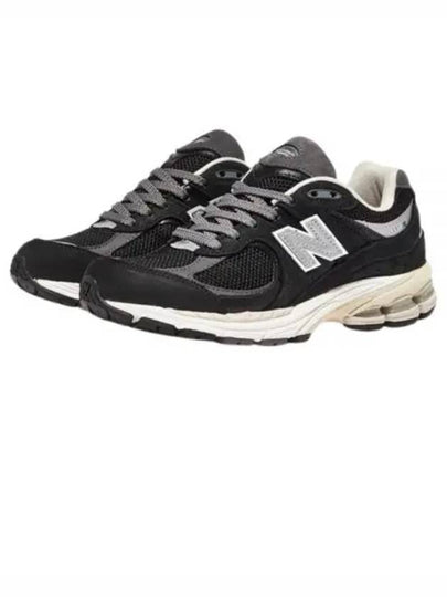 2002R Premium Vintage Low Top Sneakers Black - NEW BALANCE - BALAAN 2