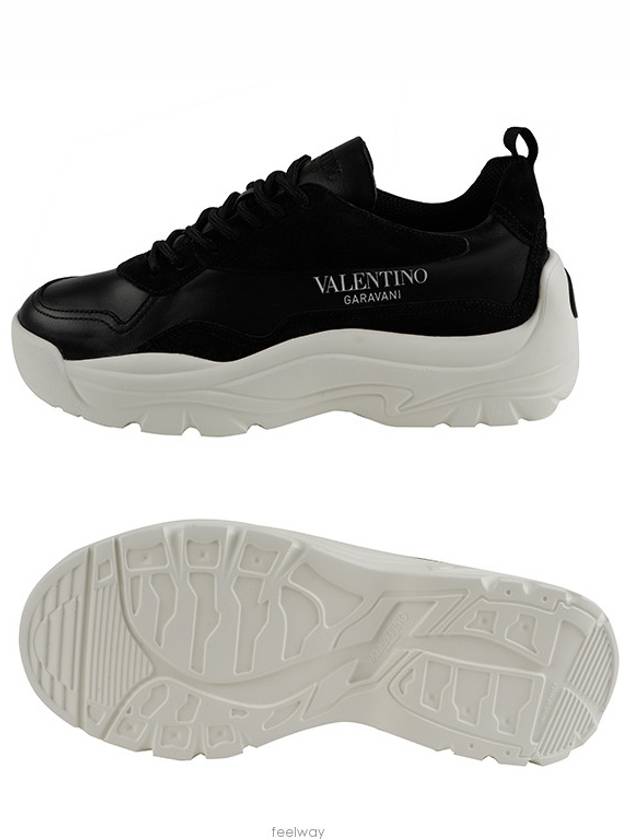 Gumboy Low-Top Sneakers Black - VALENTINO - BALAAN 5