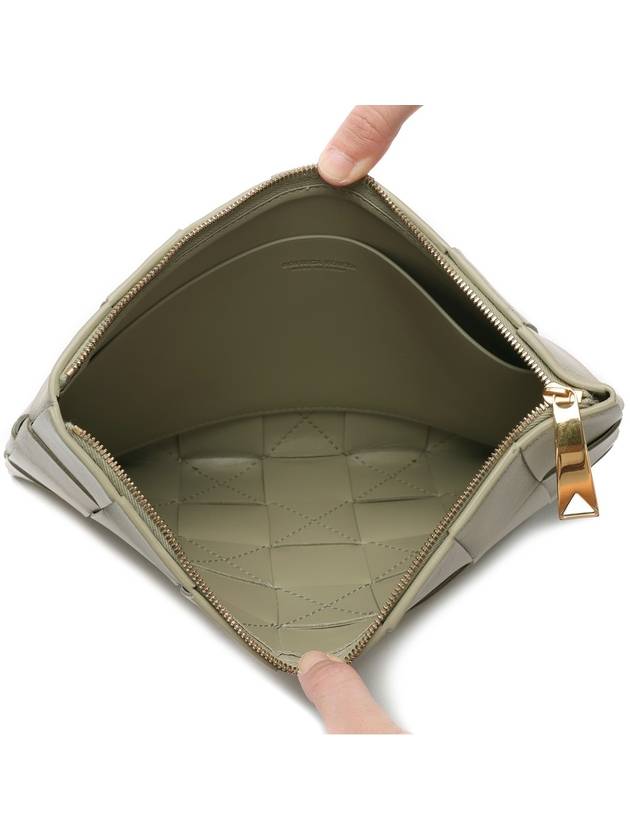 Cassette Intrecciato Medium Clutch Bag Travertine - BOTTEGA VENETA - BALAAN 7