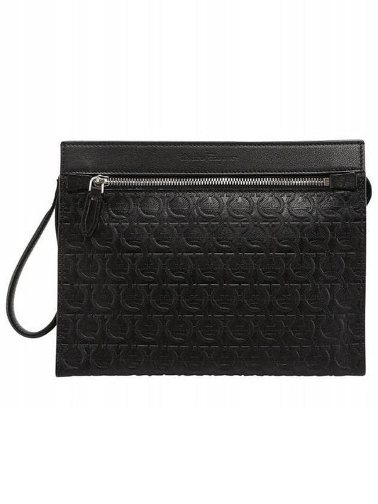 Travel Embossed Clutch Bag Black - SALVATORE FERRAGAMO - BALAAN.