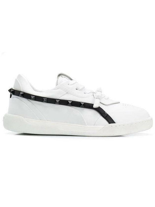 Rockstud Armor low-top sneakers white - VALENTINO - BALAAN.