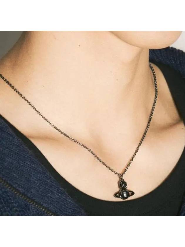 Gunmetal Tillya Pendant Necklace Black - VIVIENNE WESTWOOD - BALAAN 2