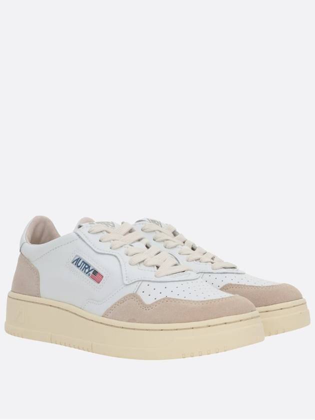 Medalist Goatskin Low Top Sneakers White - AUTRY - BALAAN 3