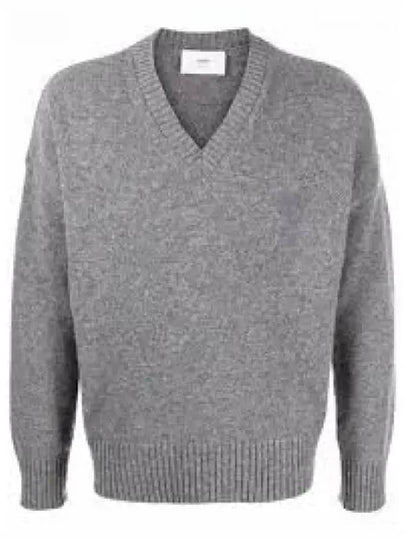 Men's Heart Logo V-Neck Cashmere Knit Top Grey - AMI - BALAAN 2