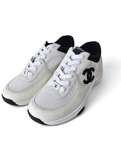 CC Logo Leather Low Top Sneakers White - CHANEL - BALAAN 2