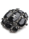 Black enamel CC brooch - CHANEL - BALAAN 2