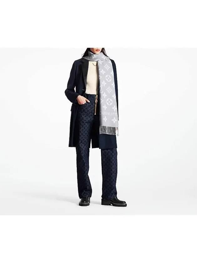 LV Essential Monogram Wool Scarf Light Grey - LOUIS VUITTON - BALAAN 6