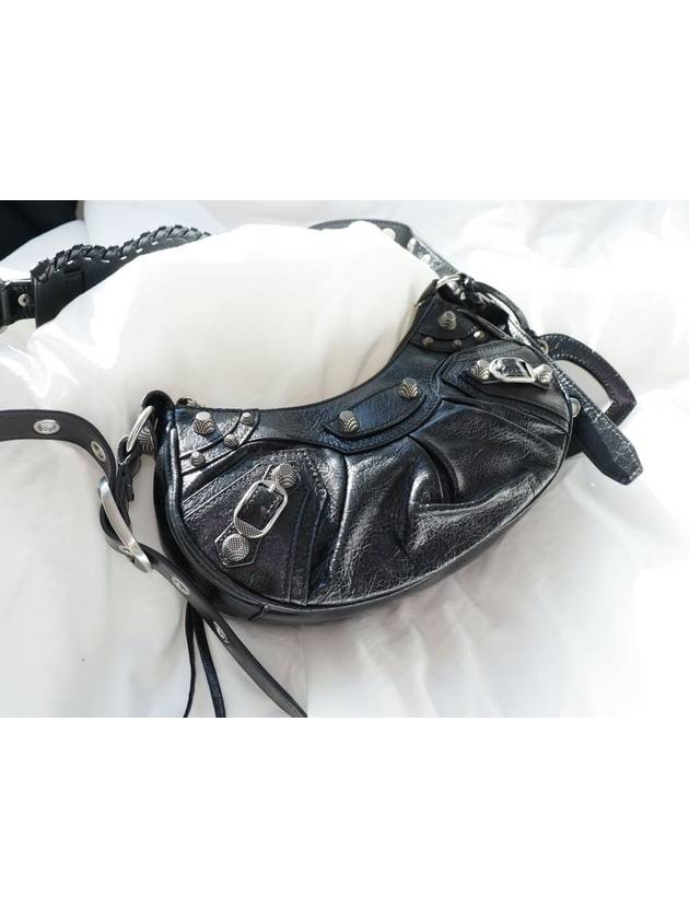 Le Cagole XS Lambskin Shoulder Bag Black - BALENCIAGA - BALAAN 7