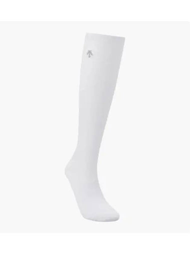 GOLF Women s Embroidery Point Basic Knee Socks DP32WFSO84 - DESCENTE - BALAAN 1