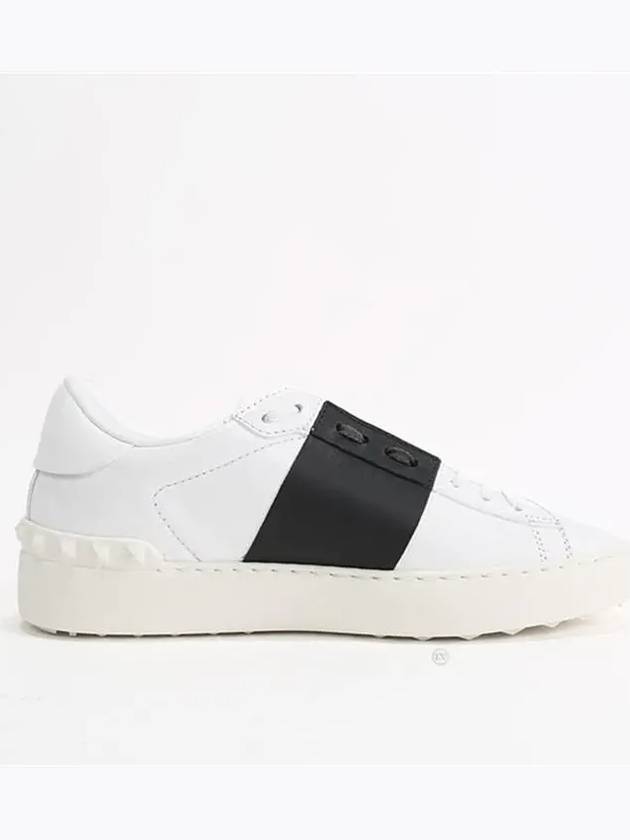 Hidden Strap Rockstud Low Top Sneakers White Black - VALENTINO - BALAAN 4