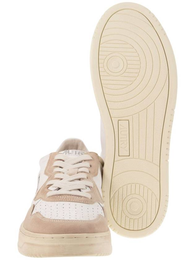 Men's Medalist Low Top Sneakers Beige - AUTRY - BALAAN 6