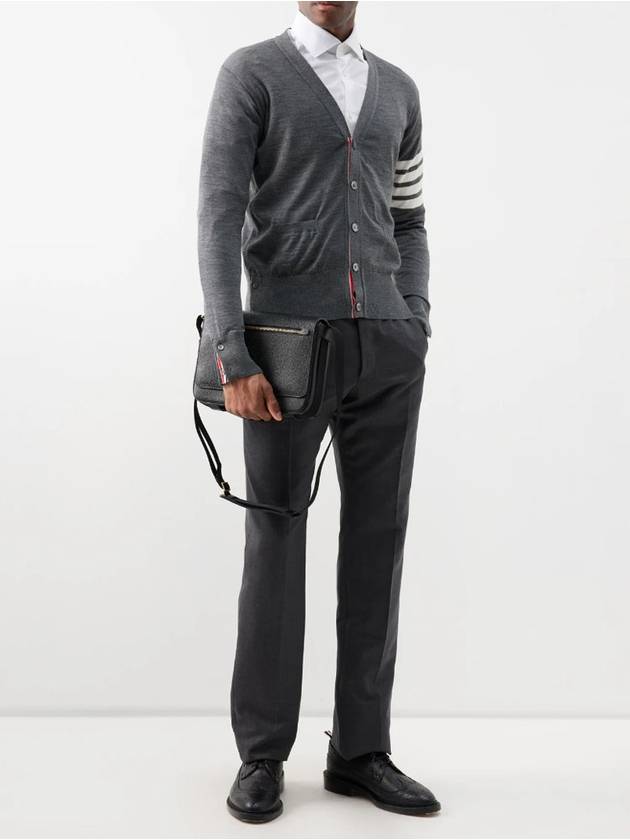 Tonal Strap Leather Reporter Cross Bag Black - THOM BROWNE - BALAAN 7