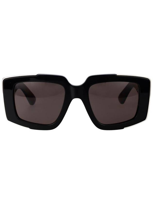 sunglasses AM0446S 001 black - ALEXANDER MCQUEEN - BALAAN 2