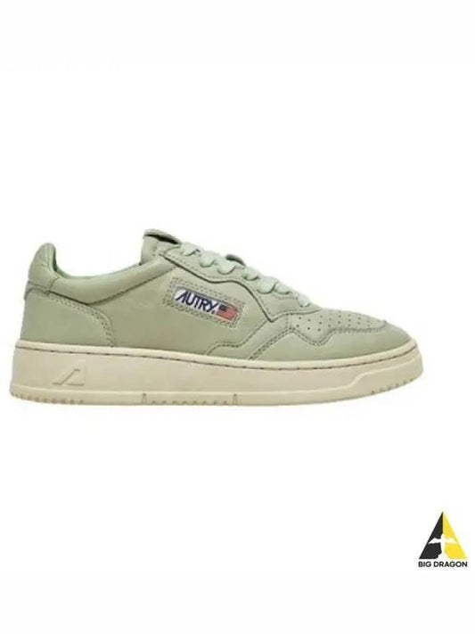 Medalist Low Sneakers Light Green AULM GG32 - AUTRY - BALAAN 1