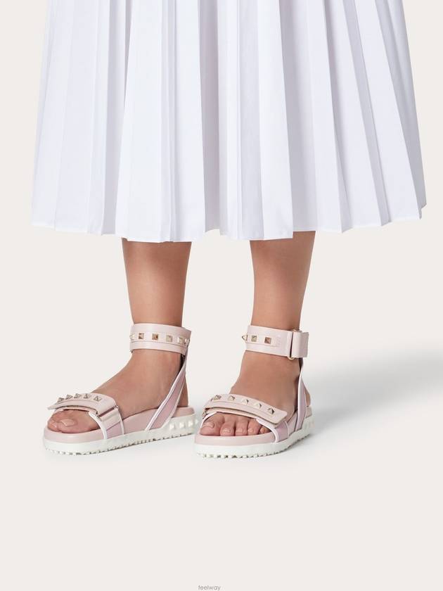 Rockstud Sandals Pink - VALENTINO - BALAAN 4