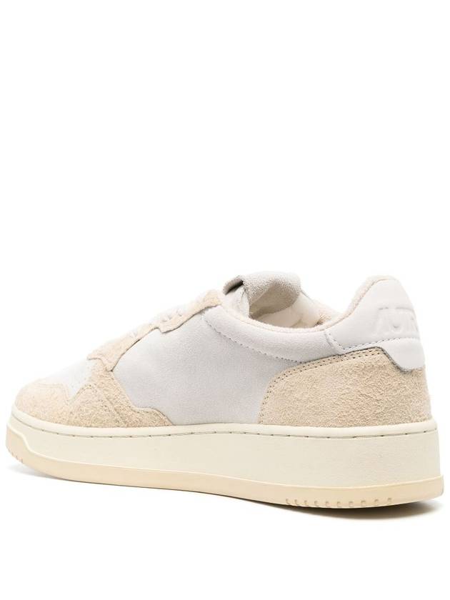 Medalist Logo Patch Low-Top Sneakers Beige - AUTRY - BALAAN 3