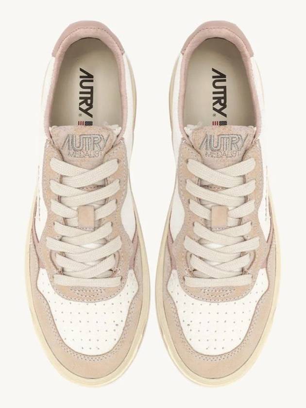 Sneakers AULWDS05 CANVAS SAND WHT POW - AUTRY - BALAAN 5