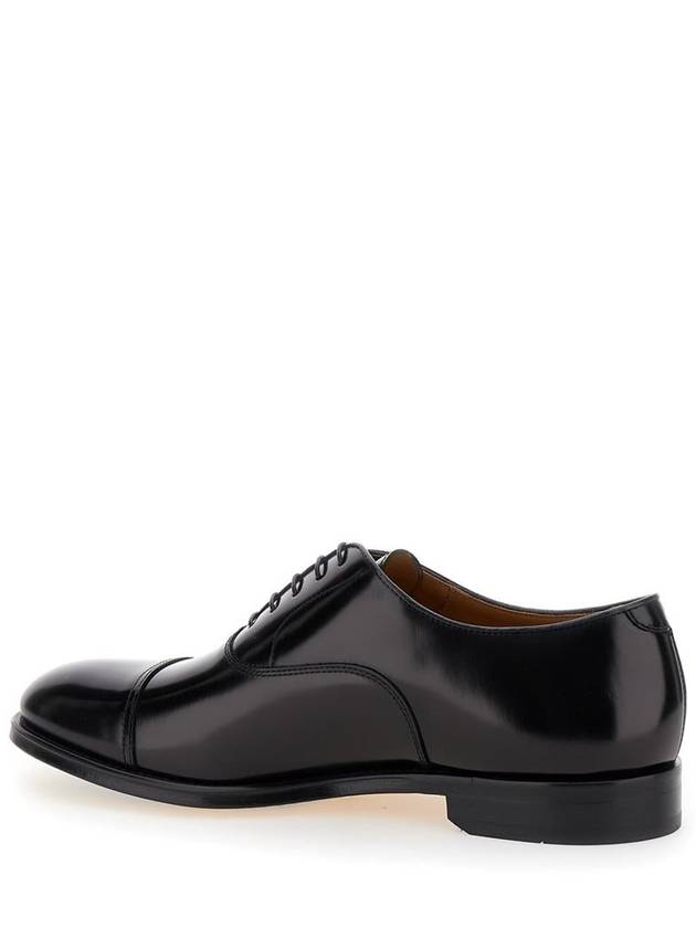 Black Oxford Shoes With Five Holes In Smooth Leather Man - DOUCAL'S - BALAAN 3