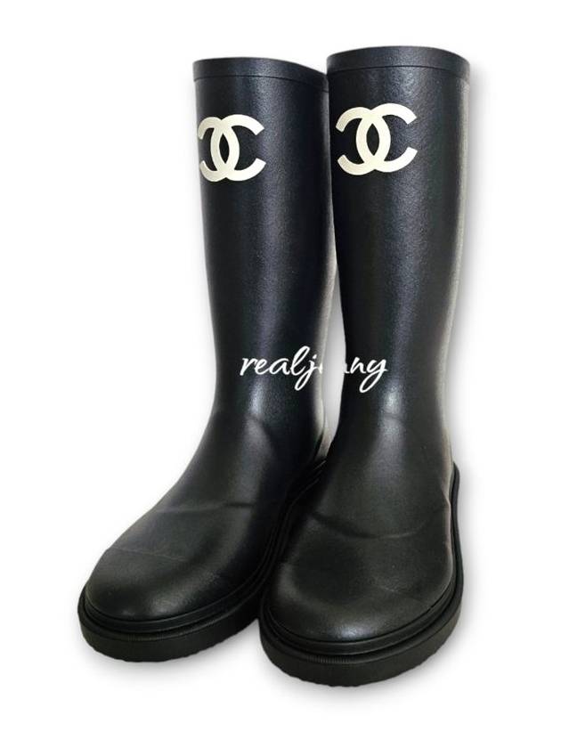 CC Logo Caoutchouc Rain Boots Black - CHANEL - BALAAN 2