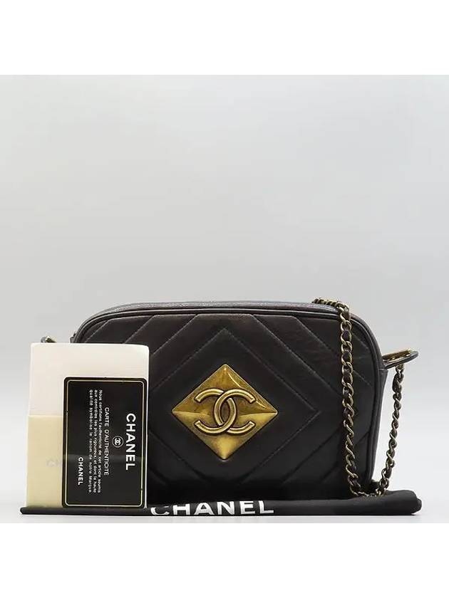 A93069 Black leather gold plated diamond CC logo camera case chain crossbag - CHANEL - BALAAN 1