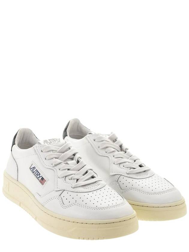 Medalist Low Top Sneakers All White - AUTRY - BALAAN 5