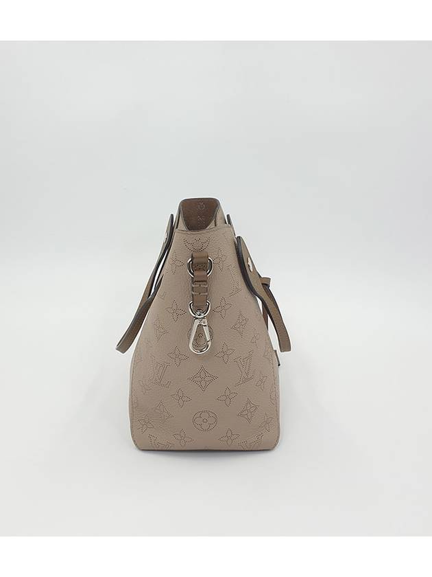 Women s Mahina Tote Bag PM - LOUIS VUITTON - BALAAN 5