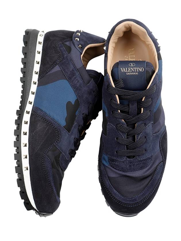 Men's Rockrunner Camouflage Suede Low Top Sneakers Navy - VALENTINO - BALAAN 3