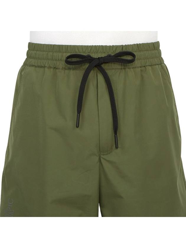 Gore-Tech Shorts Green - MONCLER - BALAAN 7