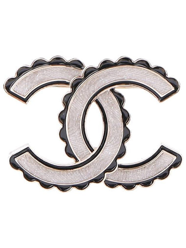 CC logo brooch ABE169 B18071 NZT06 - CHANEL - BALAAN 1