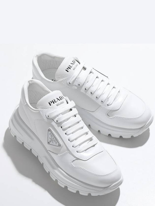 Spazzolato Logo Low Top Sneakers White - PRADA - BALAAN 2