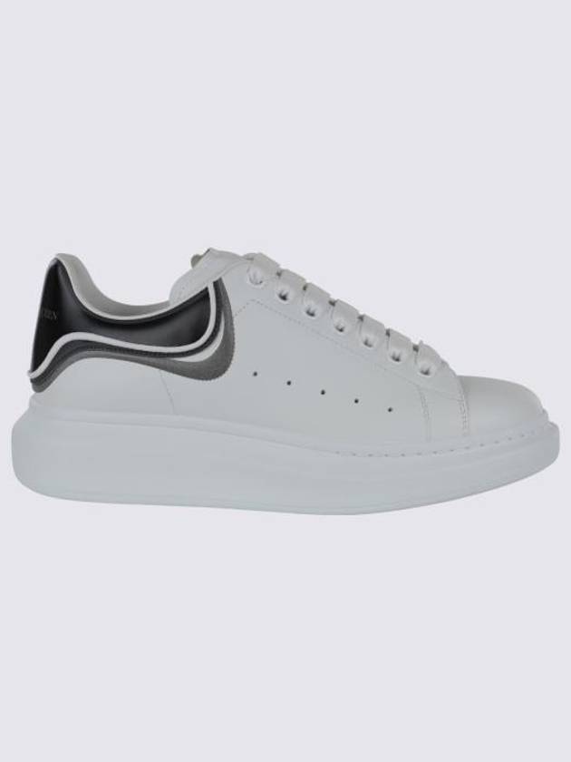 Oversized Sole Black Tab Low Top Sneakers White - ALEXANDER MCQUEEN - BALAAN 3