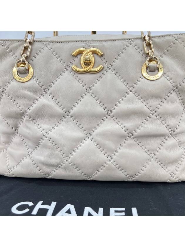 Stitched Chain Women Shoulder Bag - CHANEL - BALAAN 5