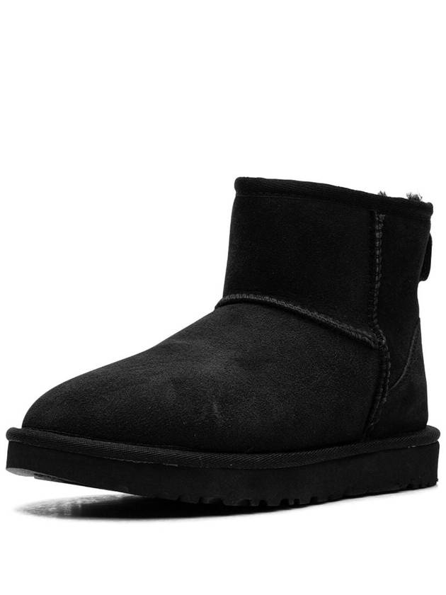 Classic Mini 2 Winter Boots Black - UGG - BALAAN 5