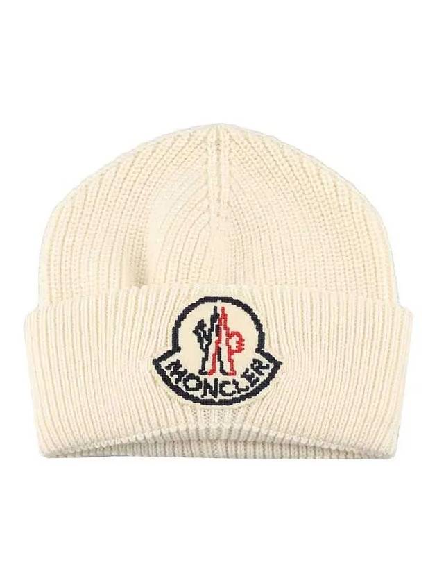 3B00019 M1282 034 Logo Patch Wool Beanie White - MONCLER - BALAAN 2