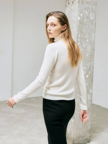 Women s Ribbed Cashmere 100 Turtleneck Ivory IV - LEHEE CASHMERE - BALAAN 1