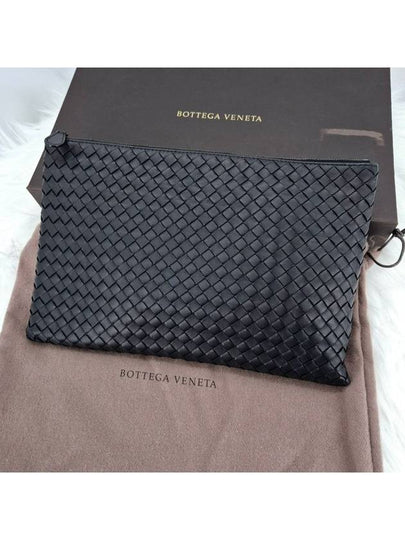 Intrecciato Clutch Bag Medium Black - BOTTEGA VENETA - BALAAN 2