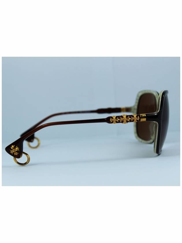 Model MILK MASKI triple cross logo gold sunglasses - CHROME HEARTS - BALAAN 2