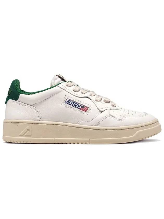 Women's Medalist Goat Green Tab Low Top Sneakers White - AUTRY - BALAAN 5