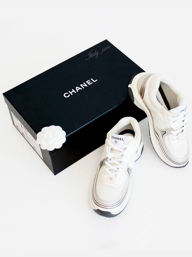 Women CC Logo Fabric Laminated Low Top Sneakers Silver Ivory - CHANEL - BALAAN 11