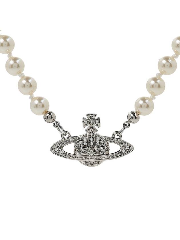 Mini Bas Relief Pearl Necklace Cream - VIVIENNE WESTWOOD - BALAAN 4