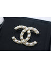 CC Logo Pearl Glass Women Brooch Pin - CHANEL - BALAAN 1