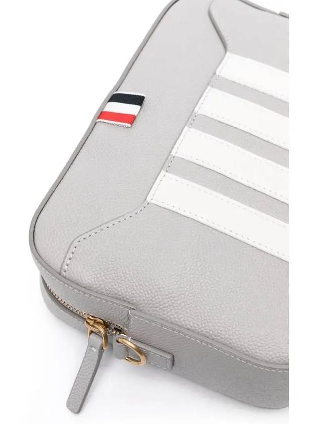 Pebble Grain Diagonal Cross Bag Light Grey - THOM BROWNE - BALAAN 5